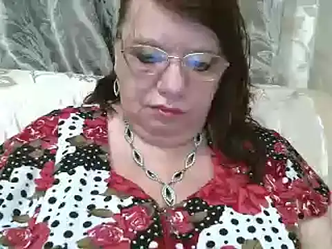 SusanaAhSun online show from February 6, 2025, 12:04 pm