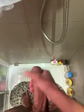 Snapshot of poporial chatting on October 9, 2025, 9:26 pm poporial online show from October 9, 2025, 9:26 pm