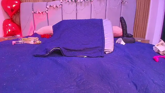 arletmss online show from April 9, 2026, 6:19 am