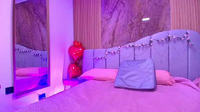 arletmss online show from March 19, 2026, 3:06 am