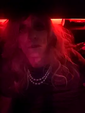 Vonniecd online show from November 27, 2025, 8:04 am