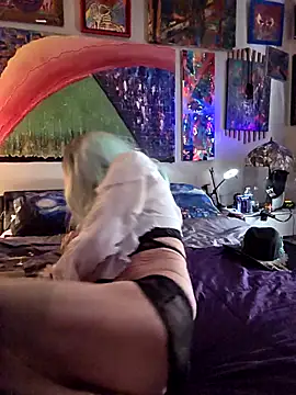 Vonniecd online show from February 20, 2026, 8:33 pm