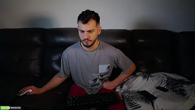 Snapshot of CrazyDom1 chatting on February 15, 2026, 11:53 am CrazyDom1 online show from February 15, 2026, 11:53 am