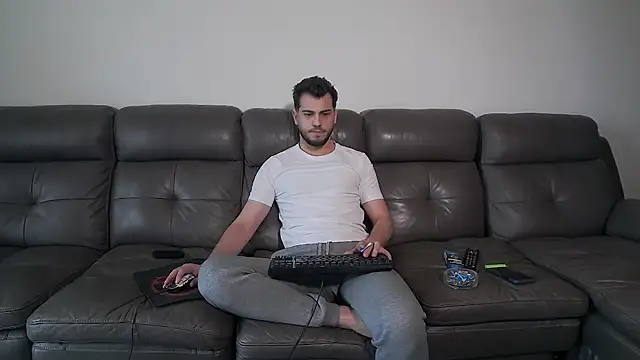 CrazyDom1 online show from March 22, 2026, 12:07 pm