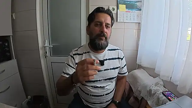 Snapshot of TigerOne19 chatting on June 13, 2026, 4:49 pm TigerOne19 online show from June 13, 2026, 4:49 pm
