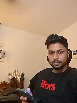  IRRESISTIBLE  online show from January 28, 2025, 5:56 pm