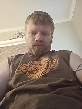 Snapshot of cockycummer chatting on February 6, 2026, 10:06 pm cockycummer online show from February 6, 2026, 10:06 pm