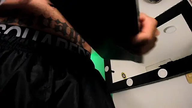 Samuel Suarez online show from March 15, 2026, 10:11 am