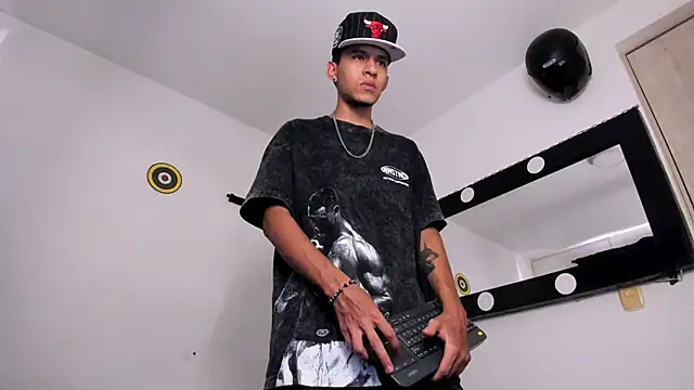 Samuel Suarez online show from March 14, 2026, 10:05 pm