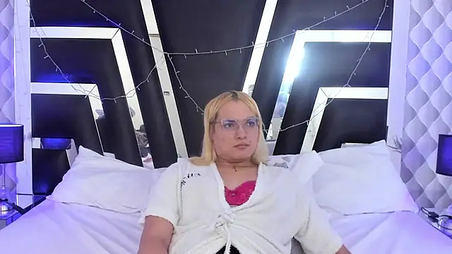 katya kozlov online show from November 13, 2025, 2:15 am