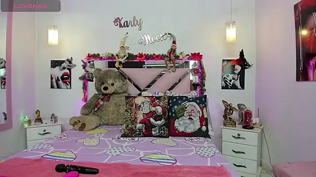 Karly moon online show from December 17, 2024, 1:18 am