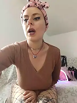 Snapshot of Stoned-baby69 chatting on April 20, 2026, 12:08 pm Stoned-baby69 online show from April 20, 2026, 12:08 pm