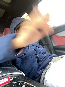 Snapshot of dingoding chatting on February 18, 2025, 4:14 pm dingoding online show from February 18, 2025, 4:14 pm