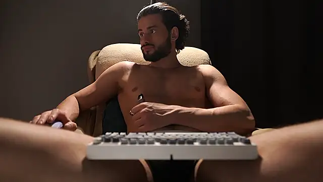 Keen   Luckystrike online show from March 4, 2026, 4:15 pm