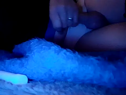 feathersify online show from February 1, 2026, 4:11 am