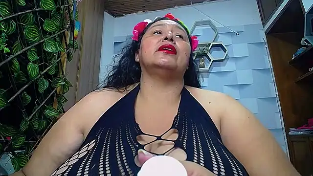 Snapshot of TistMature chatting on September 24, 2025, 1:17 pm TistMature online show from September 24, 2025, 1:17 pm