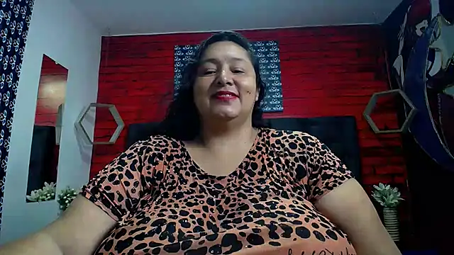 Snapshot of TistMature chatting on February 13, 2025, 1:05 pm TistMature online show from February 13, 2025, 1:05 pm