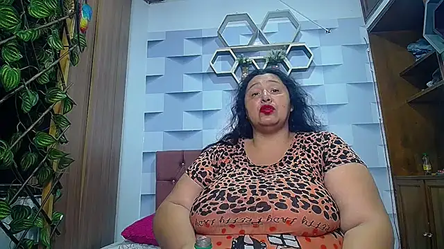 Snapshot of TistMature chatting on September 9, 2025, 1:09 pm TistMature online show from September 9, 2025, 1:09 pm