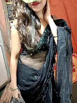 SHANAYA94 online show from October 4, 2025, 7:04 pm