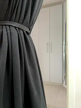 AliceStone19 online show from October 1, 2025, 1:37 pm