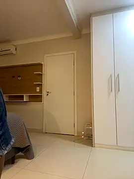 AliceStone19 online show from October 24, 2025, 5:01 pm