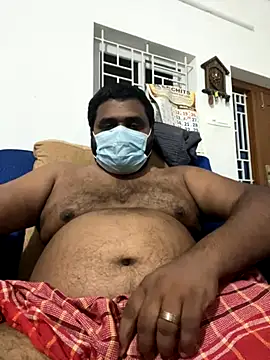 Snapshot of godmail100 chatting on October 3, 2025, 5:14 pm godmail100 online show from October 3, 2025, 5:14 pm