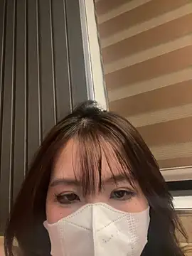 Onee-Chew online show from April 5, 2026, 12:01 pm