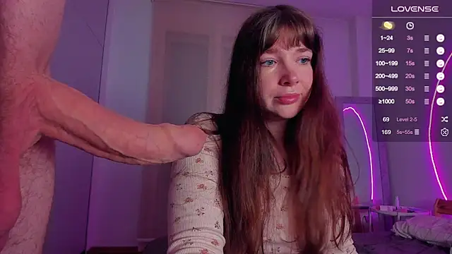 Snapshot of alicekaneky chatting on October 7, 2025, 11:39 pm alicekaneky online show from October 7, 2025, 11:39 pm