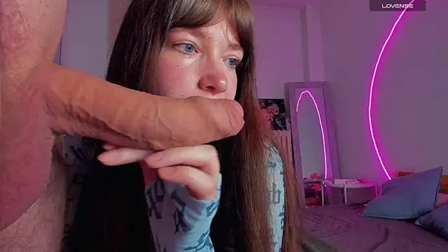 Snapshot of alicekaneky chatting on September 27, 2025, 11:22 pm alicekaneky online show from September 27, 2025, 11:22 pm