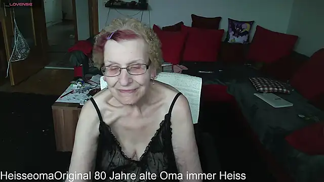 Snapshot of HeisseomaOriginal chatting on March 12, 2025, 8:19 am HeisseomaOriginal online show from March 12, 2025, 8:19 am