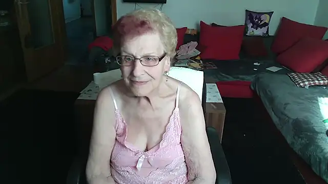 Snapshot of HeisseomaOriginal chatting on May 4, 2026, 7:11 am HeisseomaOriginal online show from May 4, 2026, 7:11 am