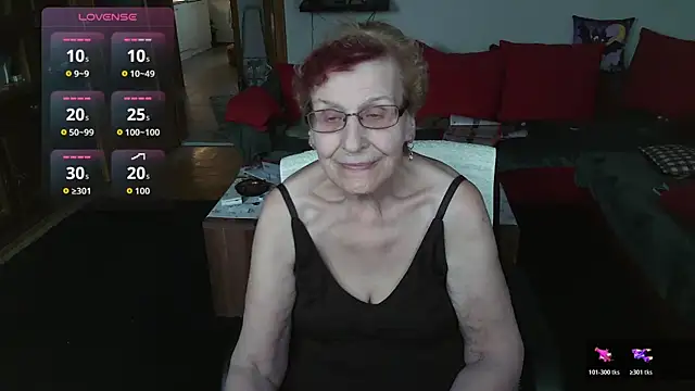 HeisseomaOriginal online show from February 11, 2026, 8:14 am