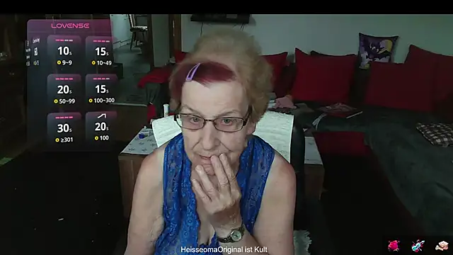HeisseomaOriginal online show from July 8, 2026, 7:09 am