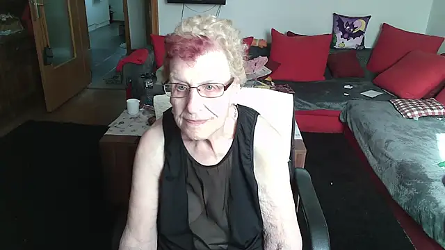Snapshot of HeisseomaOriginal chatting on May 3, 2026, 7:13 am HeisseomaOriginal online show from May 3, 2026, 7:13 am