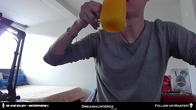 Headhunterdz online show from January 13, 2026, 8:24 pm