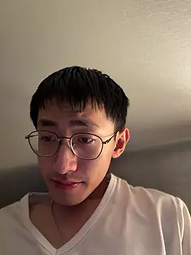 Snapshot of lewdAboyKawaii chatting on April 1, 2026, 6:38 pm lewdAboyKawaii online show from April 1, 2026, 6:38 pm
