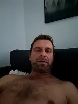 Snapshot of Mjn34 chatting on September 17, 2025, 6:04 am Mjn34 online show from September 17, 2025, 6:04 am