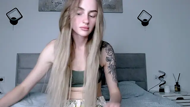 Snapshot of RIta_orr chatting on October 4, 2025, 4:30 pm RIta orr online show from October 4, 2025, 4:30 pm