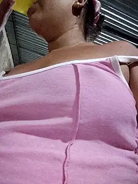 ValeriaSantos- online show from March 4, 2026, 12:29 am