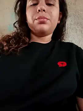 Snapshot of ValeriaSantos- chatting on September 13, 2025, 11:32 am ValeriaSantos- online show from September 13, 2025, 11:32 am