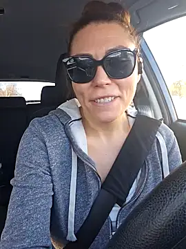 Ellie-L-Elizabeth online show from February 5, 2025, 2:16 pm