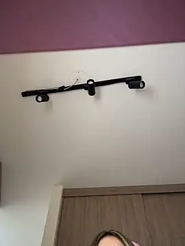 lunablossom  online show from January 15, 2026, 8:34 pm