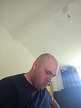 mario890605 online show from March 12, 2025, 3:18 pm