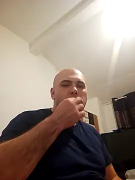 mario890605 online show from March 12, 2025, 1:25 am