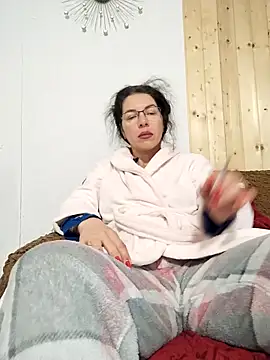 SquirtyMellissaLabia online show from December 18, 2025, 6:18 am