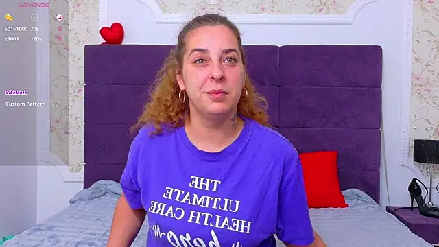 Snapshot of KarinaNoir chatting on June 26, 2026, 3:56 am KarinaNoir online show from June 26, 2026, 3:56 am