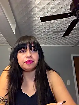 AriannaPena online show from November 8, 2025, 10:08 am