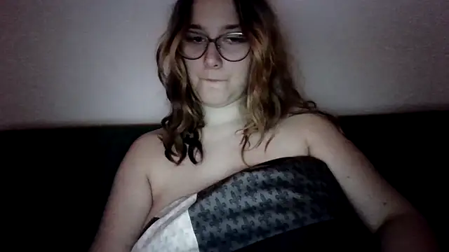 Snapshot of NaughtyRapunzel7 chatting on November 8, 2025, 12:36 am NaughtyRapunzel7 online show from November 8, 2025, 12:36 am