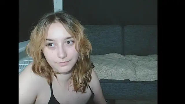 Snapshot of NaughtyRapunzel7 chatting on September 10, 2025, 9:58 pm NaughtyRapunzel7 online show from September 10, 2025, 9:58 pm