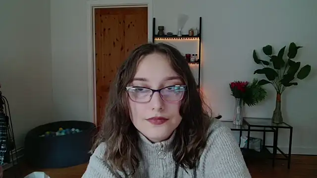 Snapshot of NaughtyRapunzel7 chatting on December 6, 2024, 10:54 am NaughtyRapunzel7 online show from December 6, 2024, 10:54 am